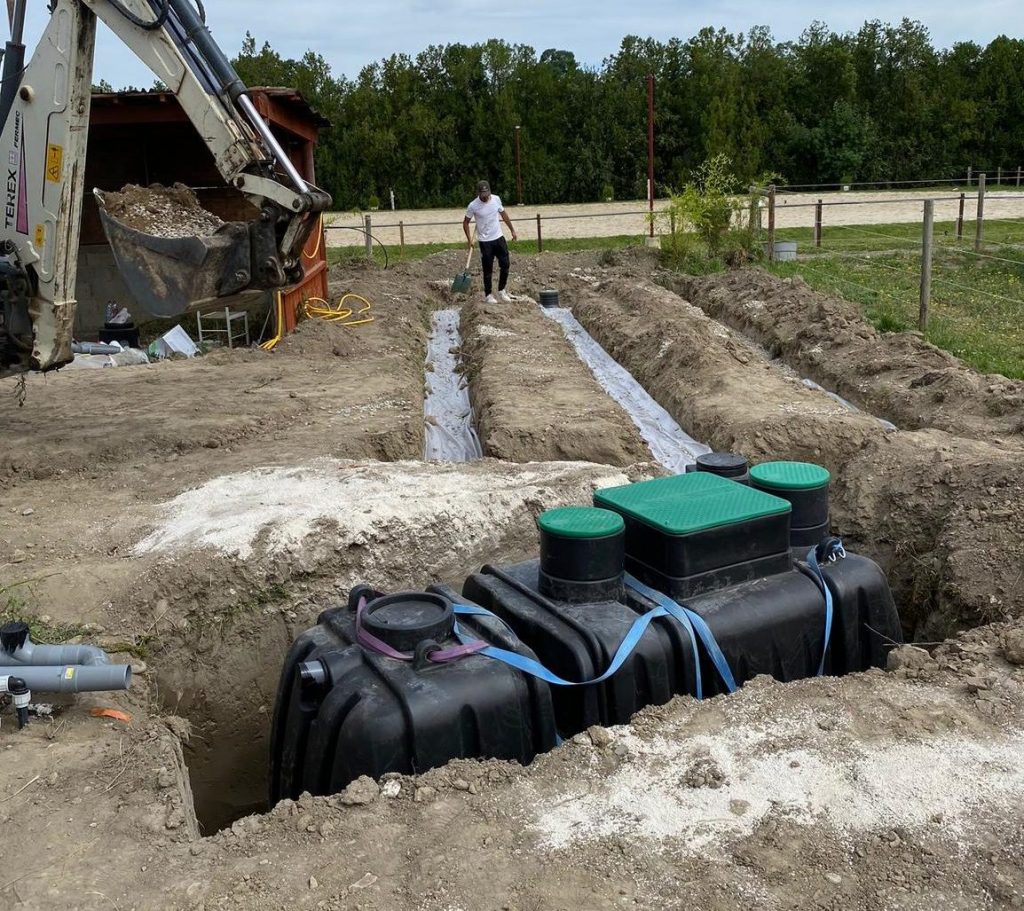 Terrassement la Vedenaise Spécialisé en microstation fosse septique — free download